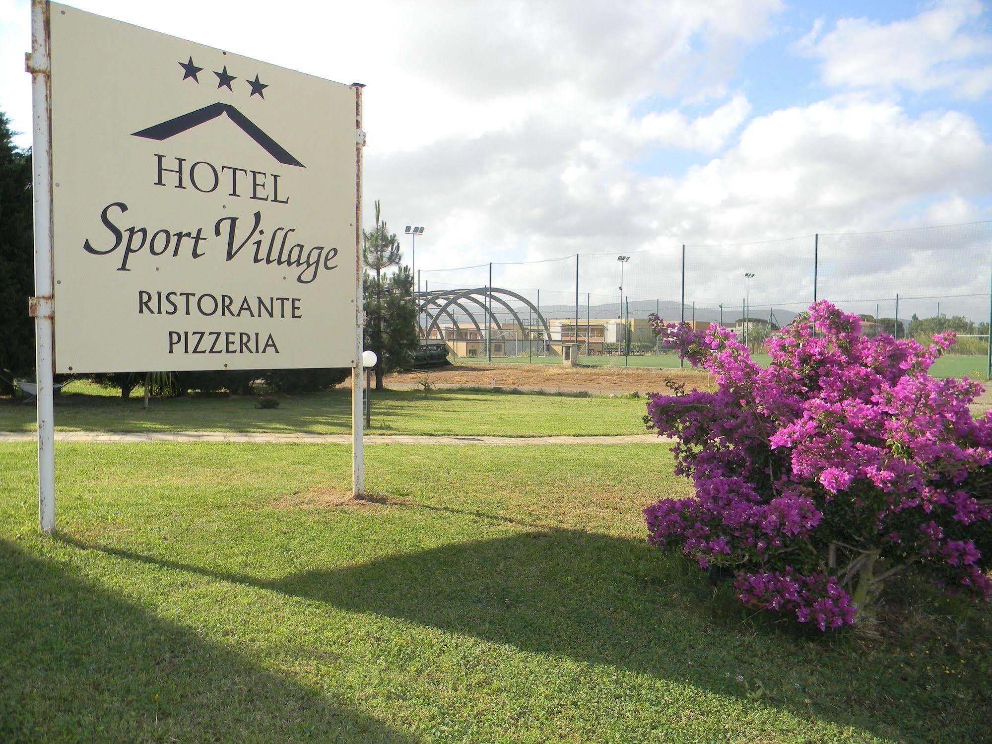 Hotel Sport Village Iglesias Buitenkant foto