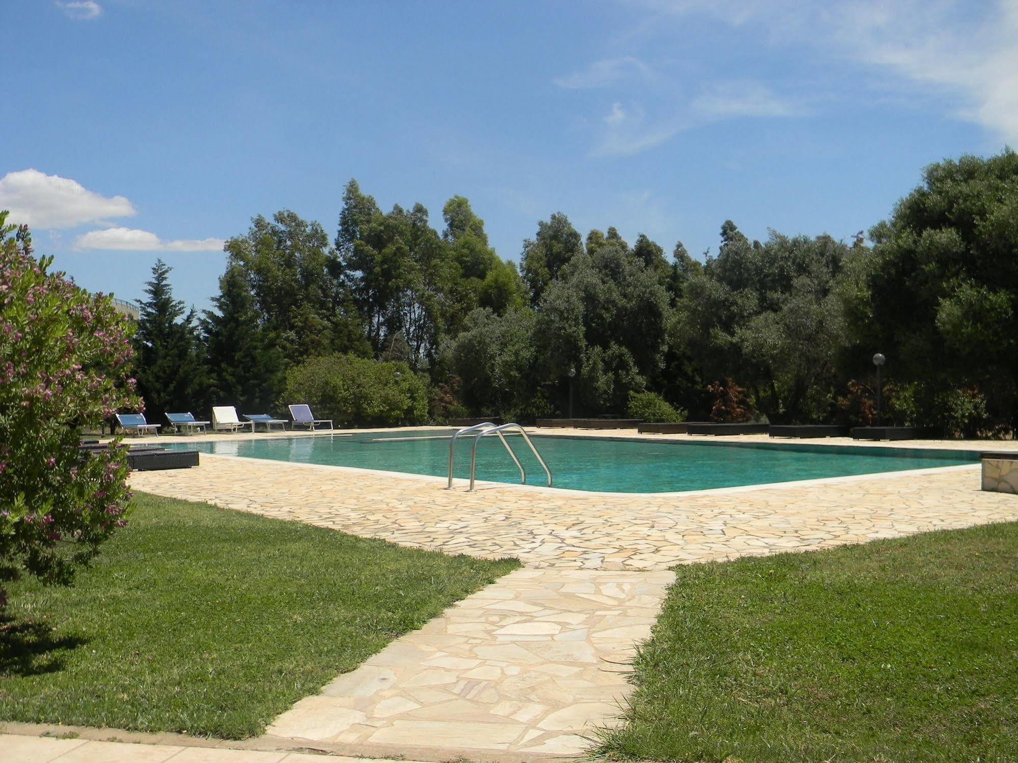Hotel Sport Village Iglesias Buitenkant foto