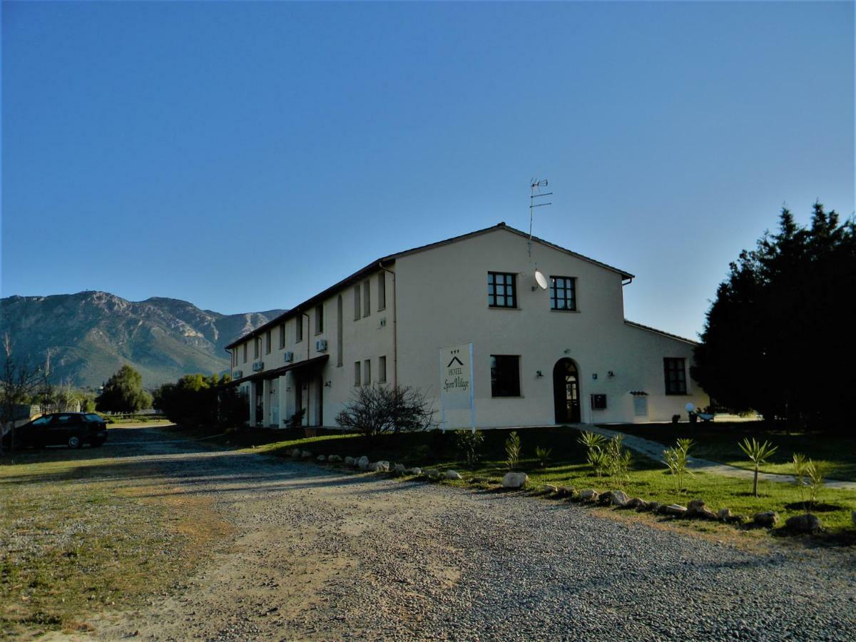 Hotel Sport Village Iglesias Buitenkant foto